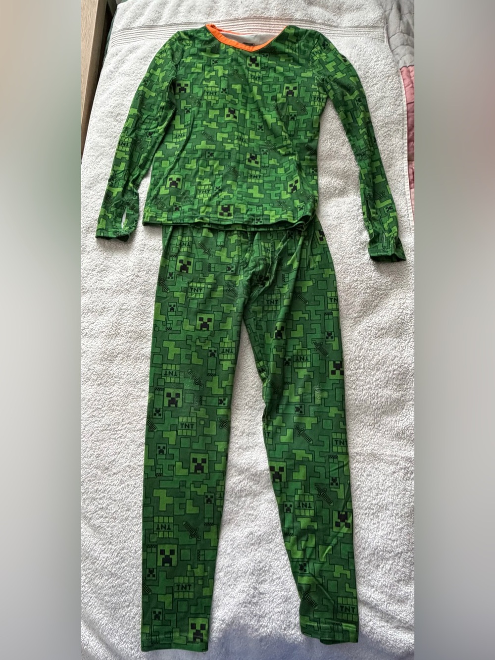 Minecraft Children's Green Pixel Game-Print thermal wear size medium